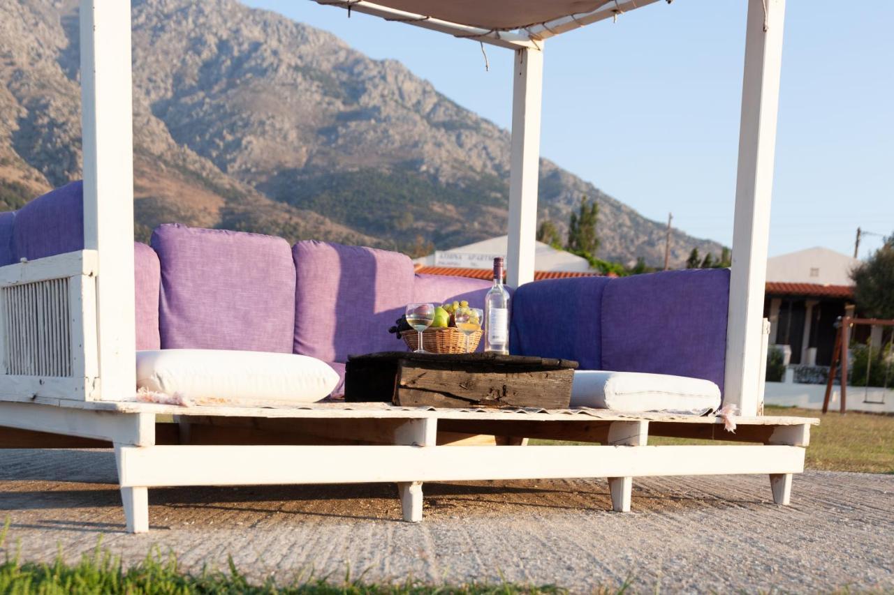 Athina Apartments Palaiopoli  ภายนอก รูปภาพ